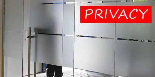 Quanto dura una pellicola privacy? Fattori che ne influenzano resistenza e resa